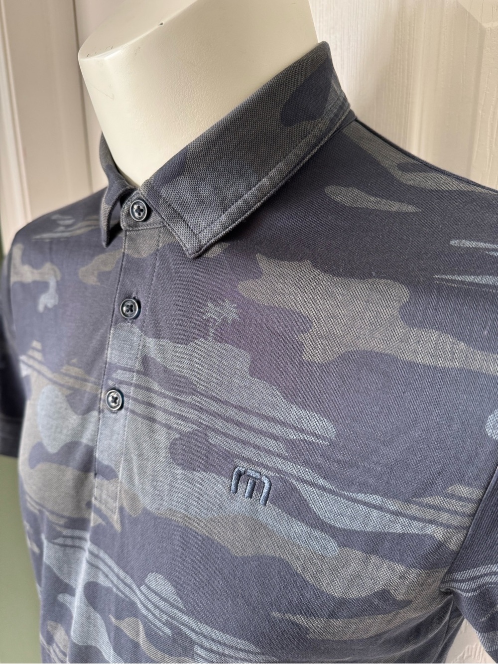 Mens Travis Mathew Lifestyle Golf Polo Shirt Short Sleeve Size Medium